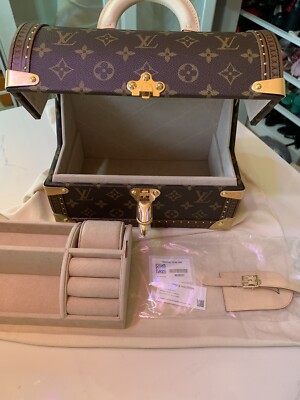 BNIB Louis Vuitton Treasure Trunk M20331 | eBay