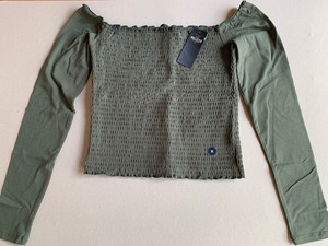 hollister smocked off the shoulder crop top