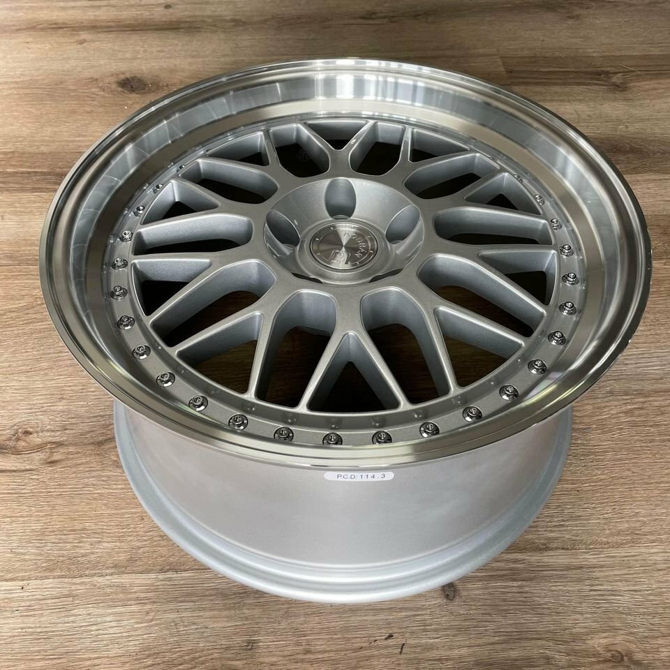 18x8.5 Aodhan AH02 5x114.3 +35 Silver 18 Inch Wheels Rims