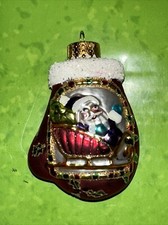 UT HAND PAINTED 4 GLASS MITTEN CHRISTMAS ORNAMENT W/ SANTA CLAUS MICA SNOW