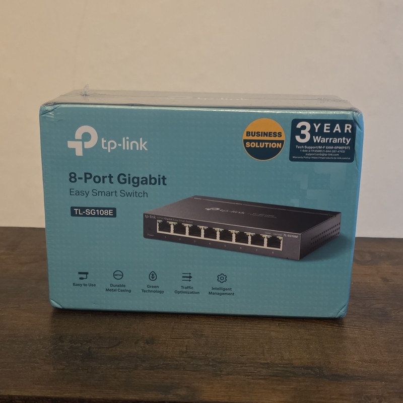 TP-LINK TL-SG108E 8-Port Gigabit Easy, Smart Managed Switch RJ-45  - Brand New -