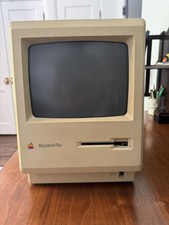 Vintage Macintosh Plus Vintage Apple computer 1986 M0001A
