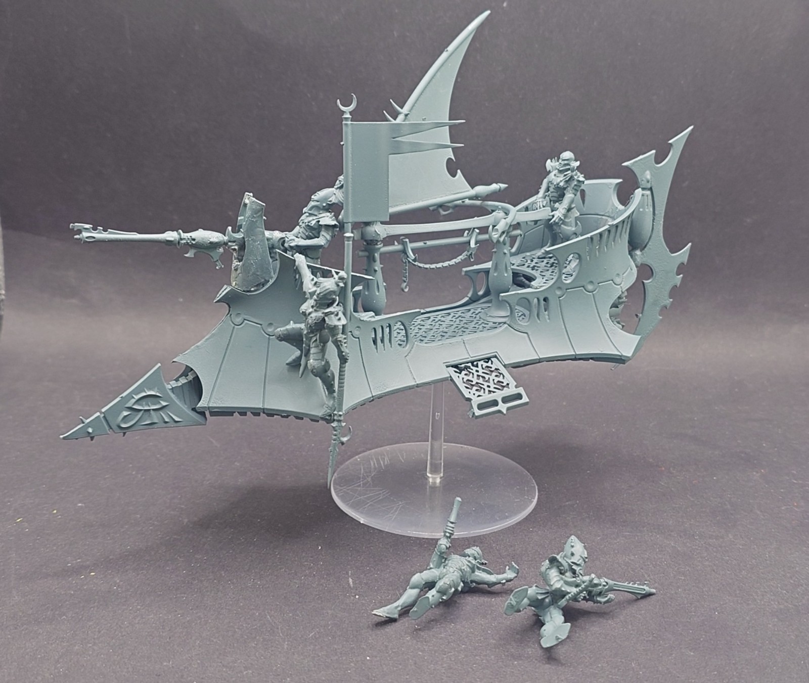 Warhammer 40k Drukhari Raider