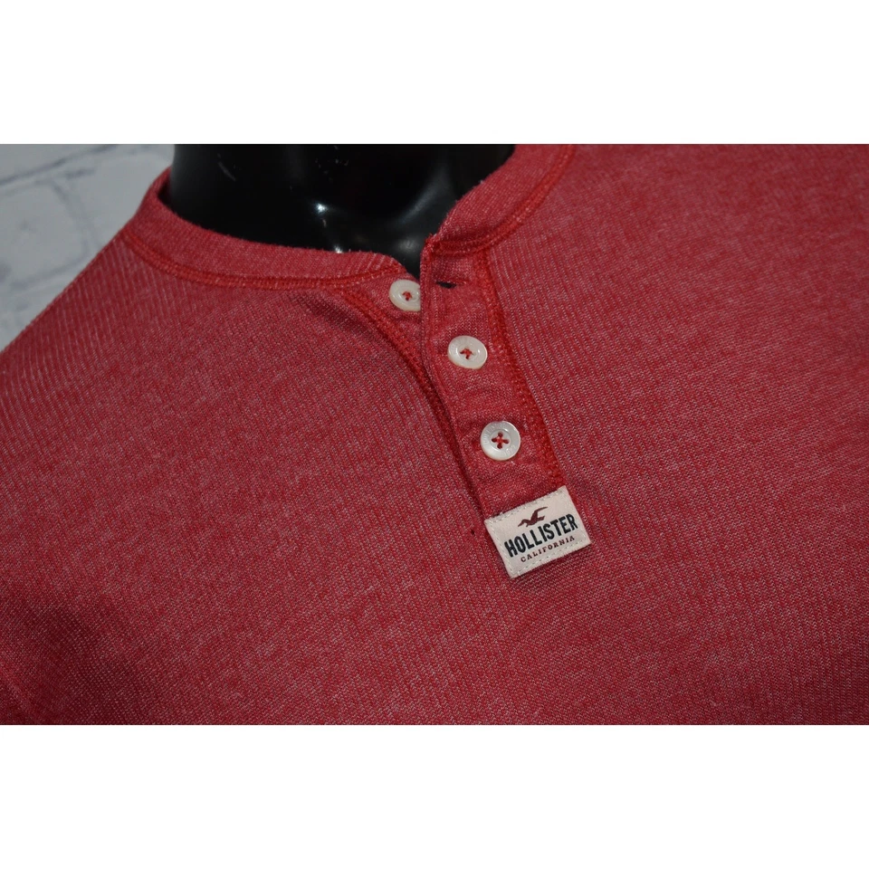 Camisa Hollister Henley Para Hombre Talla Mediana Algodón Mezcla Poliéster Roja  Foto 3 de 4