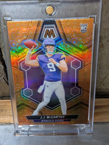 2024 Panini Mosaic J.J. McCarthy #310 Honeycomb Prizm (RC) Case Hit Vikings QB