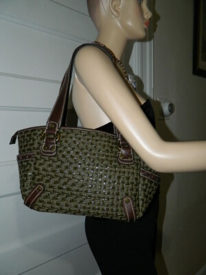 FOSSIL MODERN VINTAGE RATTAN STRAW WOVEN BAG