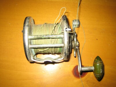 Vintage Penn 60 Long Beach Saltwater Fishing Reel Bakelite