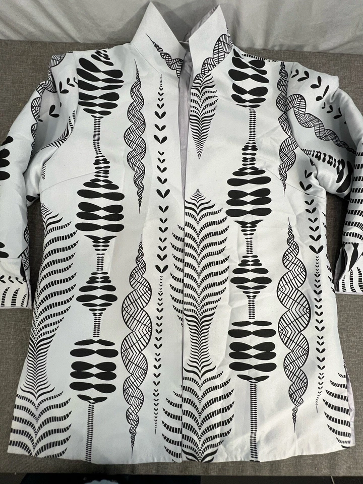 Chaqueta Abrigo Blazer Grace Chuang NY Negro/Blanco Frente Abierto 2X Usado en Excelente Condición Foto 3 de 4