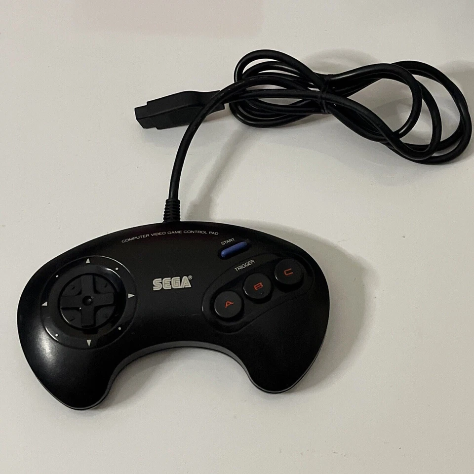 Genuine Official Sega Mega Drive Genesis Gamepad Controller Original 3 Button - Image 2 of 4