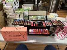 HOT SUGAR Professional Makeup Set 191 Total Piece Set Brand New Exp 7/26