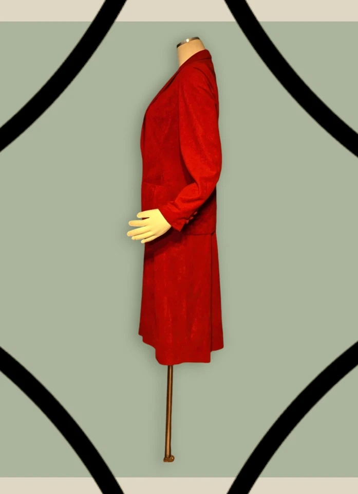 Conjunto Blazer Traje Falda Vino Tinto PERCEPTION 2 Piezas Terciopelo Suave Para Mujer Pequeño/Mediano  Foto 2 de 4