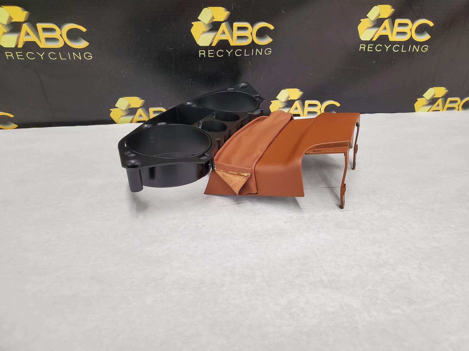 2007 Bentley Flying Spur Cluster Bezel Trim Panel (Saddle) BENTLEY 07 OEM