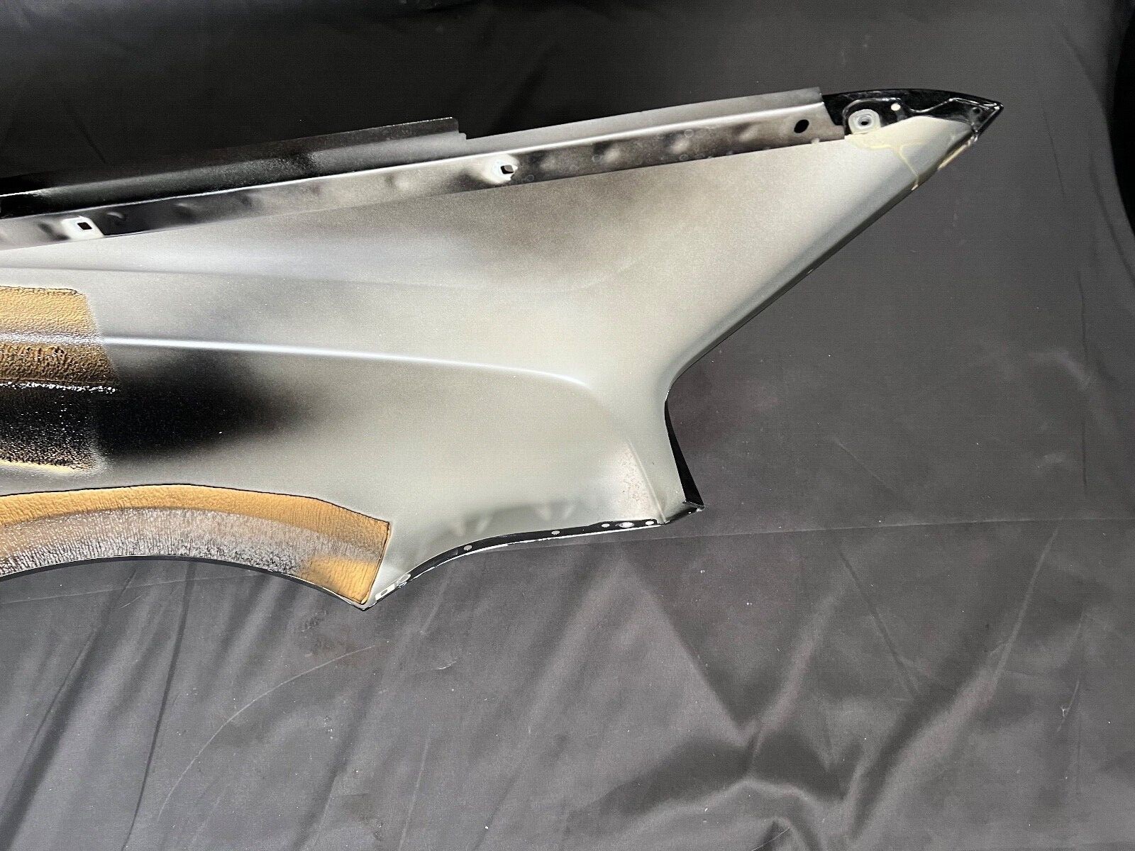 Rolls Royce Cullinan Driver side Front Fender Diamond black OEM left 
