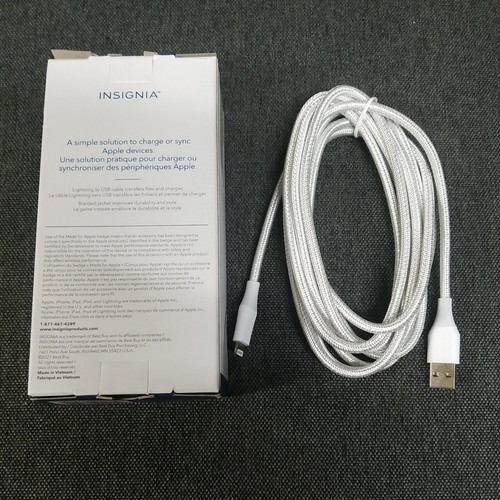 Câble tressé Insignia Apple MFi certifié 3 m (10 pi) Lightning vers USB-A - Photo 2 sur 3