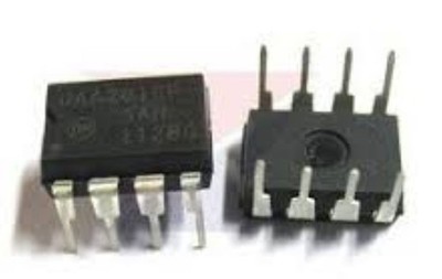 2pcs MOT UAA2016P DIP-8   VOLTAGE SWITCH POWER CONTROLLER USA ship #za