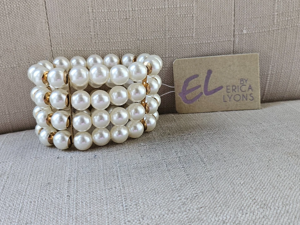 Pulsera de perlas Erica Lyons con cuentas imitación perlas cuatro hilos nueva con etiquetas envoltura elástica Foto 2 de 4