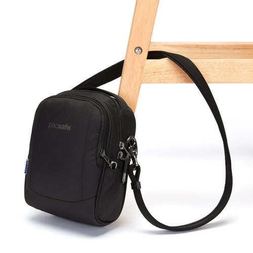 Pacsafe Metrosafe LS100 Crossbody Anti-Theft Messenger Bag in Black - Picture 9 of 11