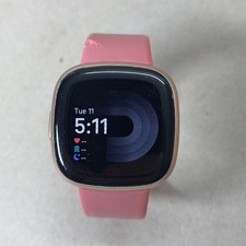 Fitbit Versa 4 Fitness Smartwatch FB523 Copper Rose Aluminum Pink RIPPED Band
