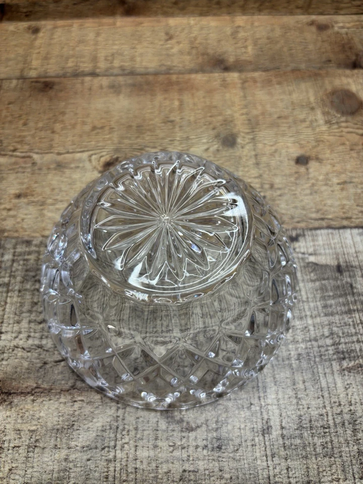 LENOX Crystal Diamond Bowl, Made in Czech Republic, Full Lead Crystal approx 5"  - Image 4 of 4