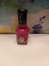 Sally Hansen Miracle Gel Nail Polish. 532, Lilac Insomniac. Full Size. Stickers