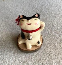 Calico Maneki-neko Ceramic Figurine Miniature 5cm Japanese Lucky Cat