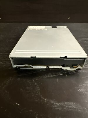 Apple Macintosh Floppy Disk Drive - Mitsubishi MF-355F-3592MA  3.5'' 1.44MB