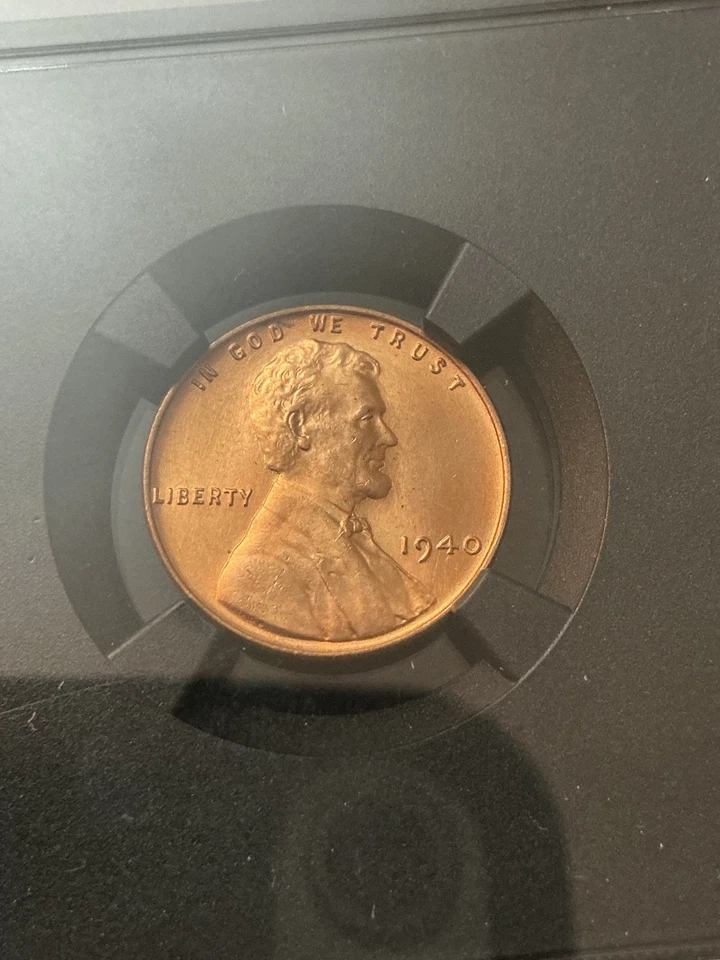 1940 Lincoln Wheat Cent MS67 RED NGC VaultBox - Image 3 of 4
