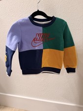 Nike Boys Colorblock Pullover Sweatshirt Multicolor Long Sleeve Logo Patch