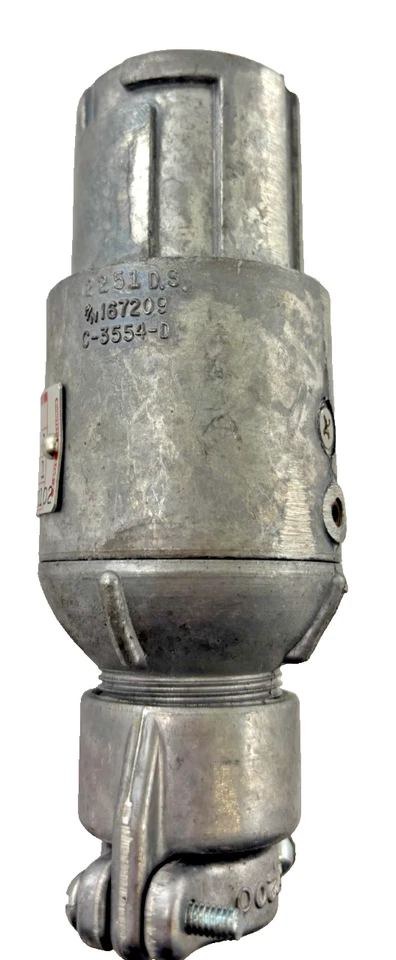 Hubbell/Killark KP-20ABC SU-78 插头 – 20A 115/230VAC 工业销和套管,Gr — 第 2/4 张图片