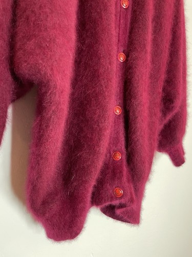 Rabbit Original Fashion Sweater SZ L FUZZY Angora ? Rabbit No Fabric Tag - Picture 3 of 15