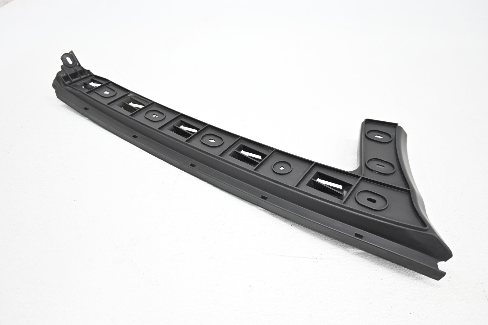 ⭐ 06-12 Bentley Continental Rear Right Bumper Guide Bracket Mount Support Oem