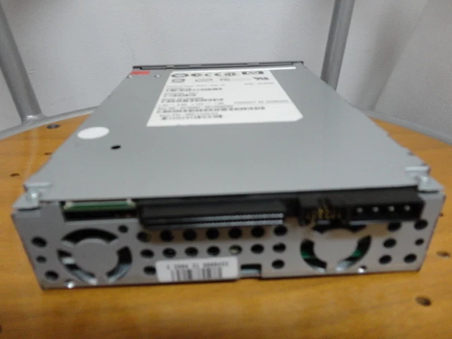 SUN LTO2 HH SCSI 380-1339 PD040B BRSLA-0404-DC Gray Color Internal Drive - Image 3 of 4