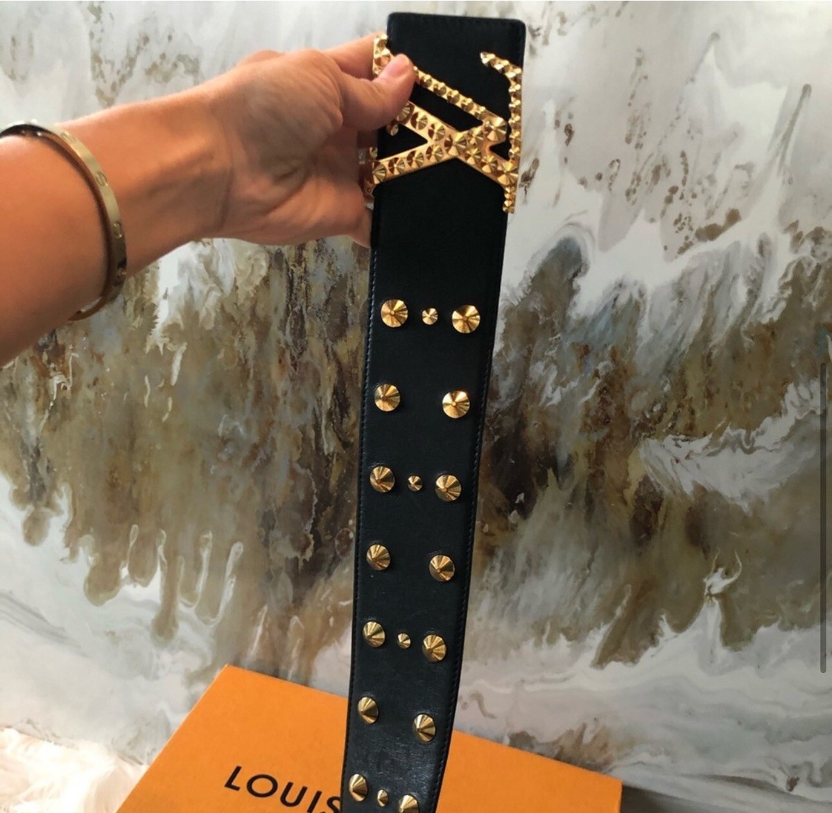 RARE Louis Vuitton Black Leather Clous Initiales Belt Gold  display picture 3