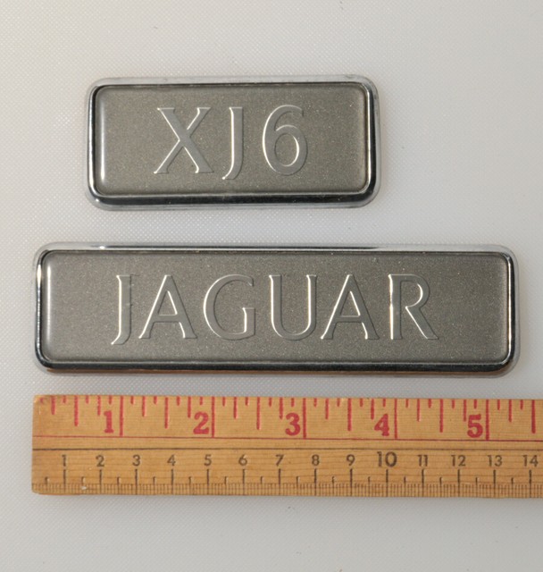 Jaguar Emblem Set 1991 1994 Jaguar XJ6 OEM Trunk Gray Factory Emblems