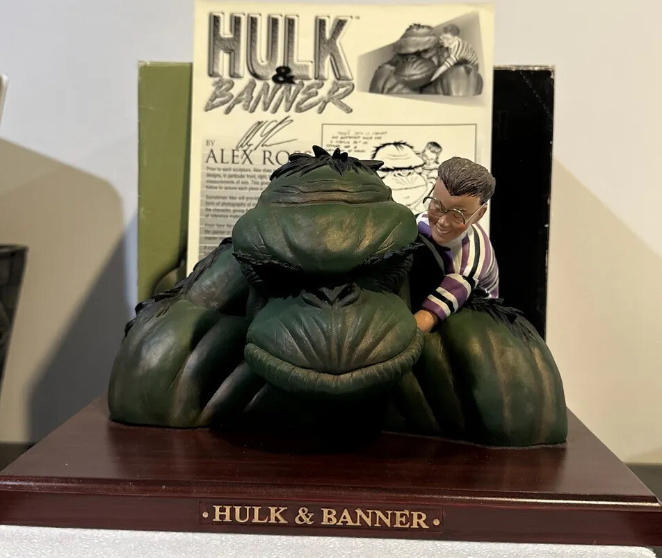 E*a様 HULK MINI-BUST / MARVEL E*a様 HULK MINI-BUST / MARVEL HULK MINI BUST STATUE MARVEL