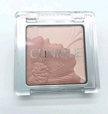 Clinique Fresh Bloom Allover colore 01 peonia 0,06 oz. Taglia da viaggio