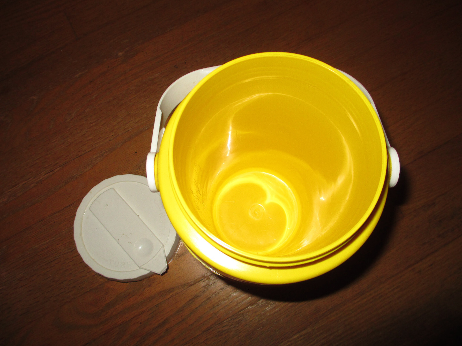 WATER COOLER JUG POLYURETHANE INSULATED FAMILY 2 QT YELLOW UNBREAKABLE HOT/COLD