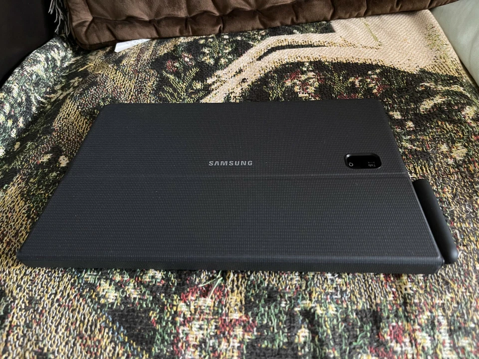 ** SAMSUNG GALAXY TAB S4 - BOOK COVER KEYBOARD - BLK ** - Image 3 of 4