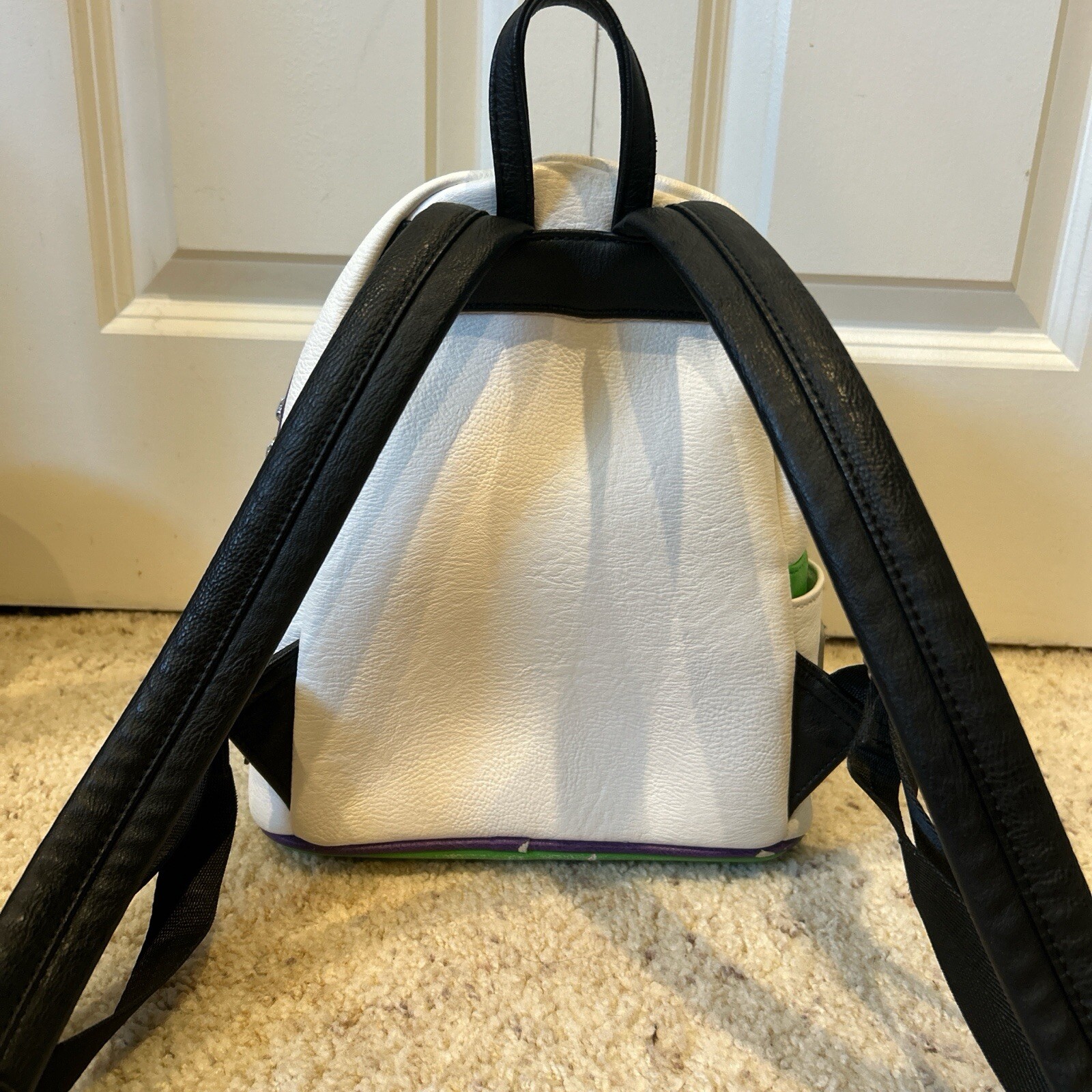 loungefly backpack - image 3