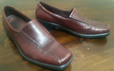 Ecco Light Vegetable Tanned Shoes Womens Slip On Cherry Brown Size 40D 262457