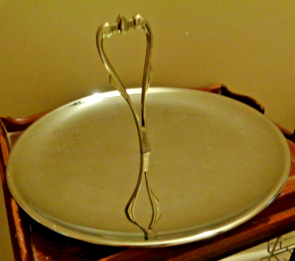 Bandeja redonda para servir vintage Kromex cromada Tidbit con mango en el centro 13"D Foto 2 de 4