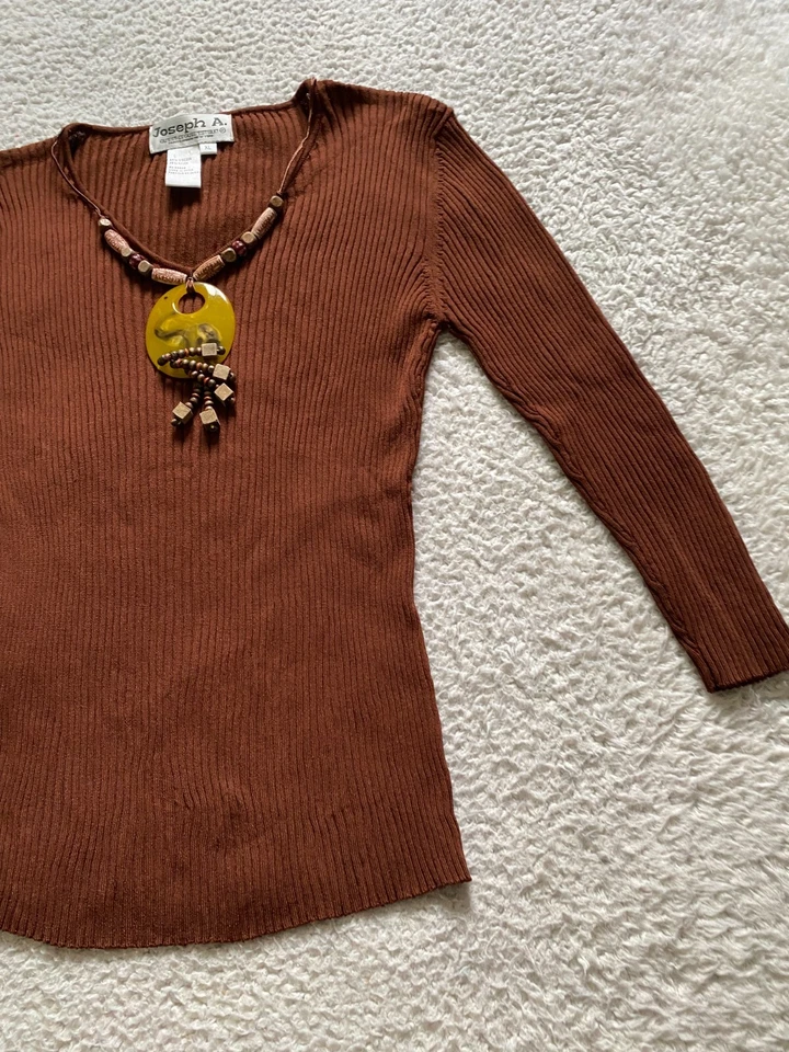 Joseph A. Suéter Pullover Niña Manga Larga Cuello en V con Collar Marrón Talla XL Foto 4 de 4