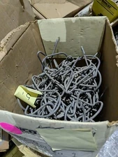 Caddy Erico WMX6 Multiple Flexible Cables to Structures Cable Hanger 50/Box