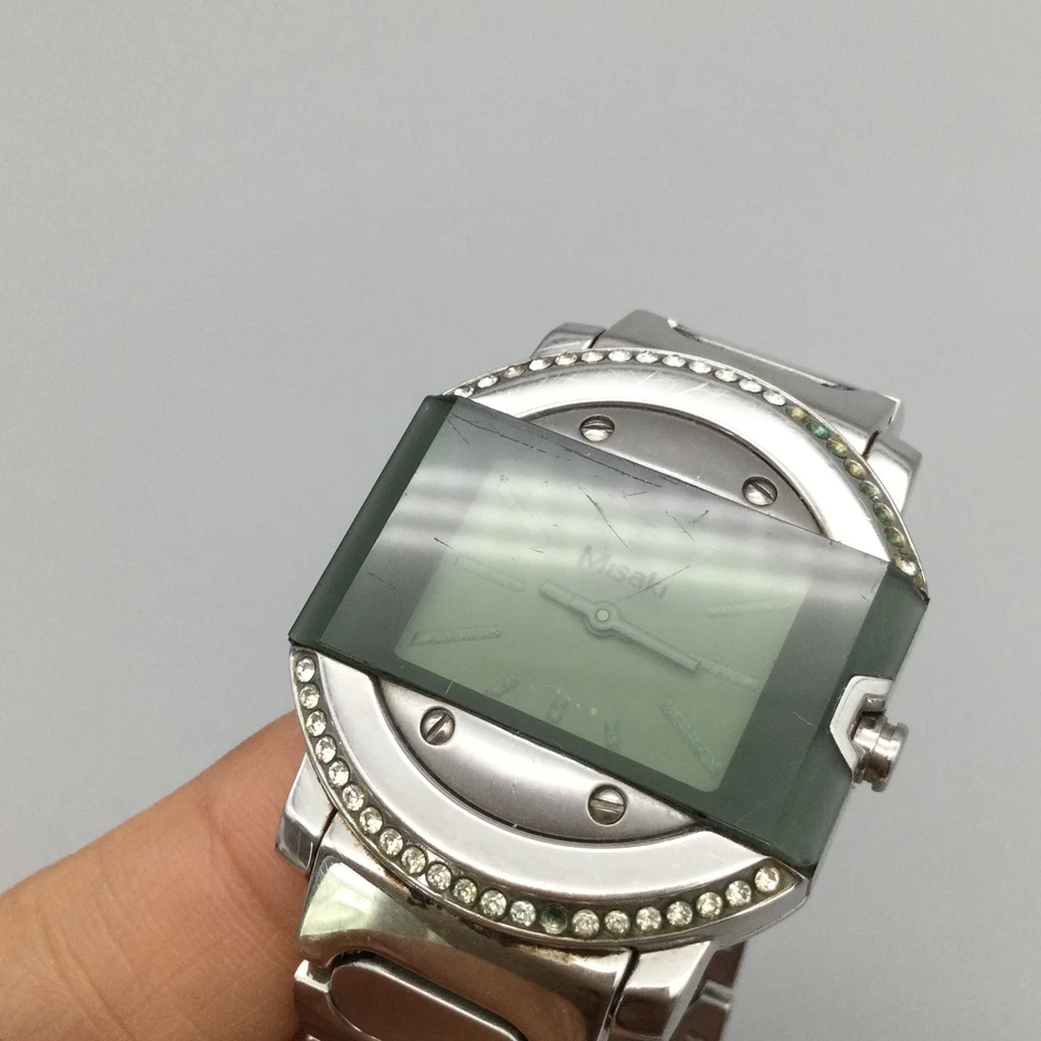 Reloj Misaki Mujer 33mm Plateado Acero Inoxidable Cristales Batería Nueva 7.75" Foto 4 de 4