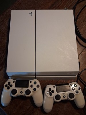 Sony PlayStation 4 Slim 500GB Spielkonsole inkl. 2 DualShock Controller - Weiß