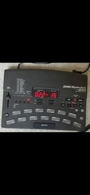 Zoom Rhythm Trak 234 Drum Machine grau in gutem Zustand