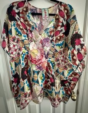 Johnny Was Multicolor Floral 100 Silk Short Sleeve Poncho Blouse Size Medium