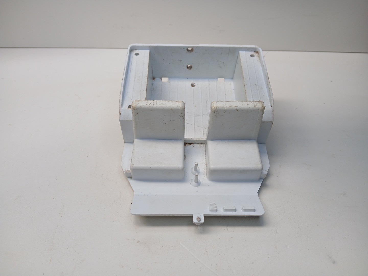 vintage tonka big jeep white inner body for parts