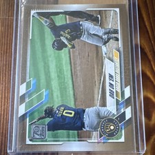 Topps 2021 Series One Dab On 'Em #7 Milwaukee Brewers Checklist