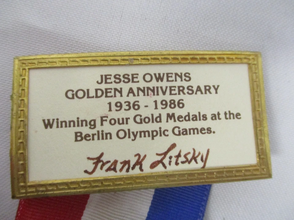 JESSE OWENS GOLDEN ANNIVERSARY 1936-1986 OLYMPICS AWARD PIN ~ RARE NY TIMES - Image 3 of 4